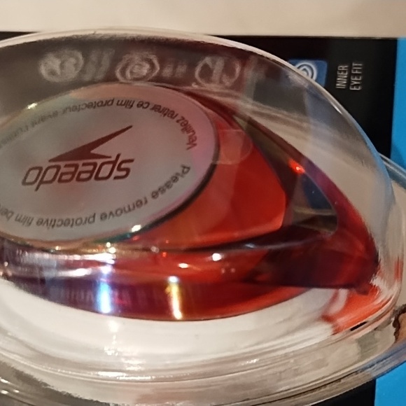 Women's Speedo Vanquisher 2.0 competitive mirrored swim goggle. - Picture 8 of 8